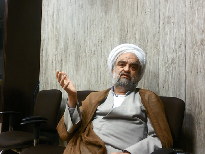حضور حجت الاسلام قدس محلاتی در دهمین نمایشگاه سنگ ایران